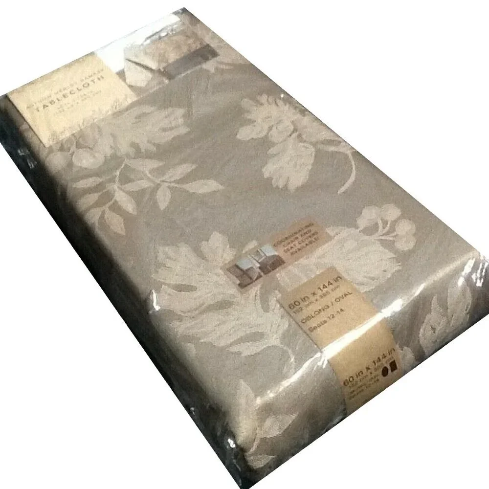 MUSHROOM Autumn Medley Damask 60x144-inch Rectangle Tablecloth (Seats 12 - 14)